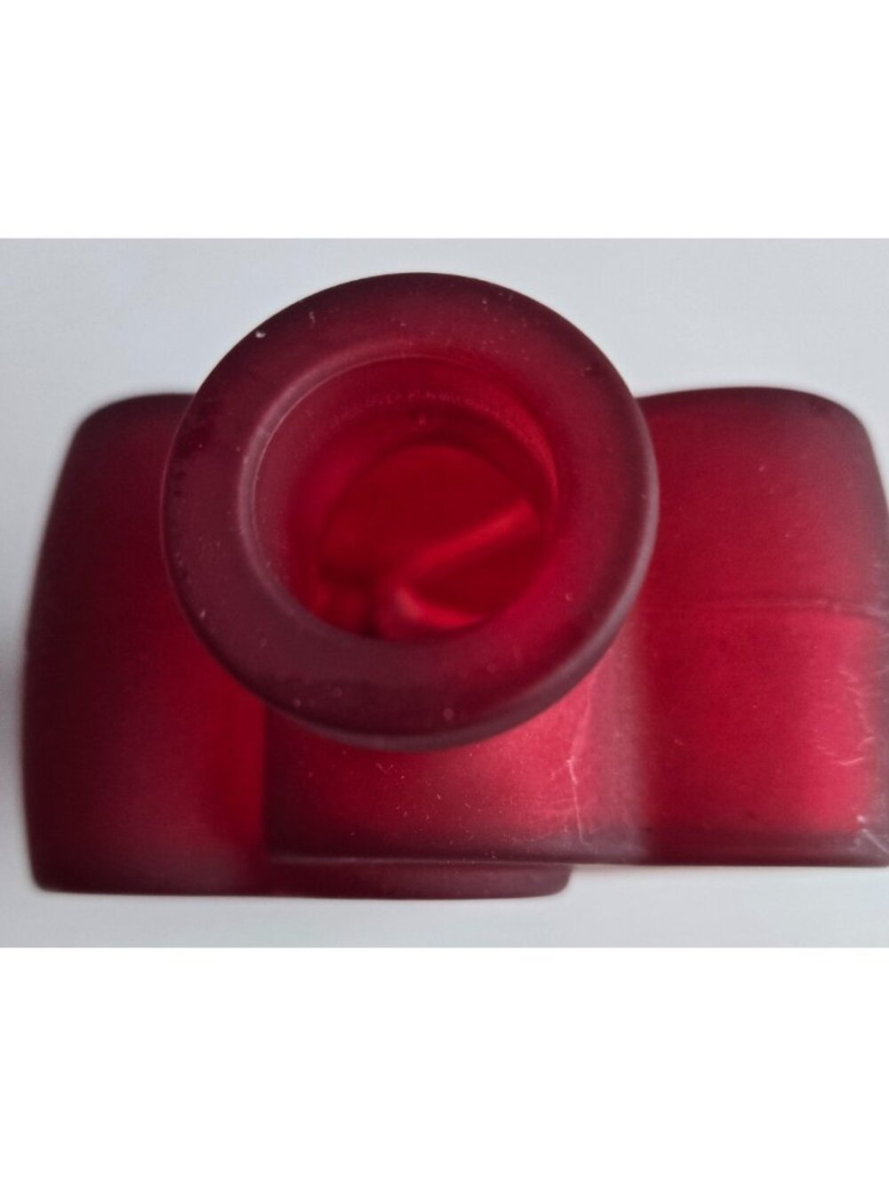 Dual HeartShaped Matte Translucent Red Pressed Glass Vase 5"x 3.5" Marks on Base - Picture 6 of 10